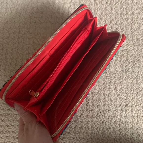 Wallet - Picture 2 of 2